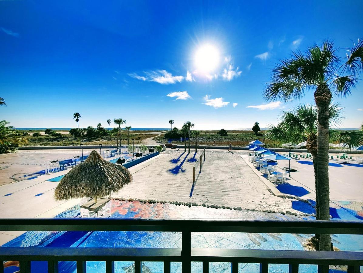 Tahitian Beach Resort Treasure Island Екстер'єр фото