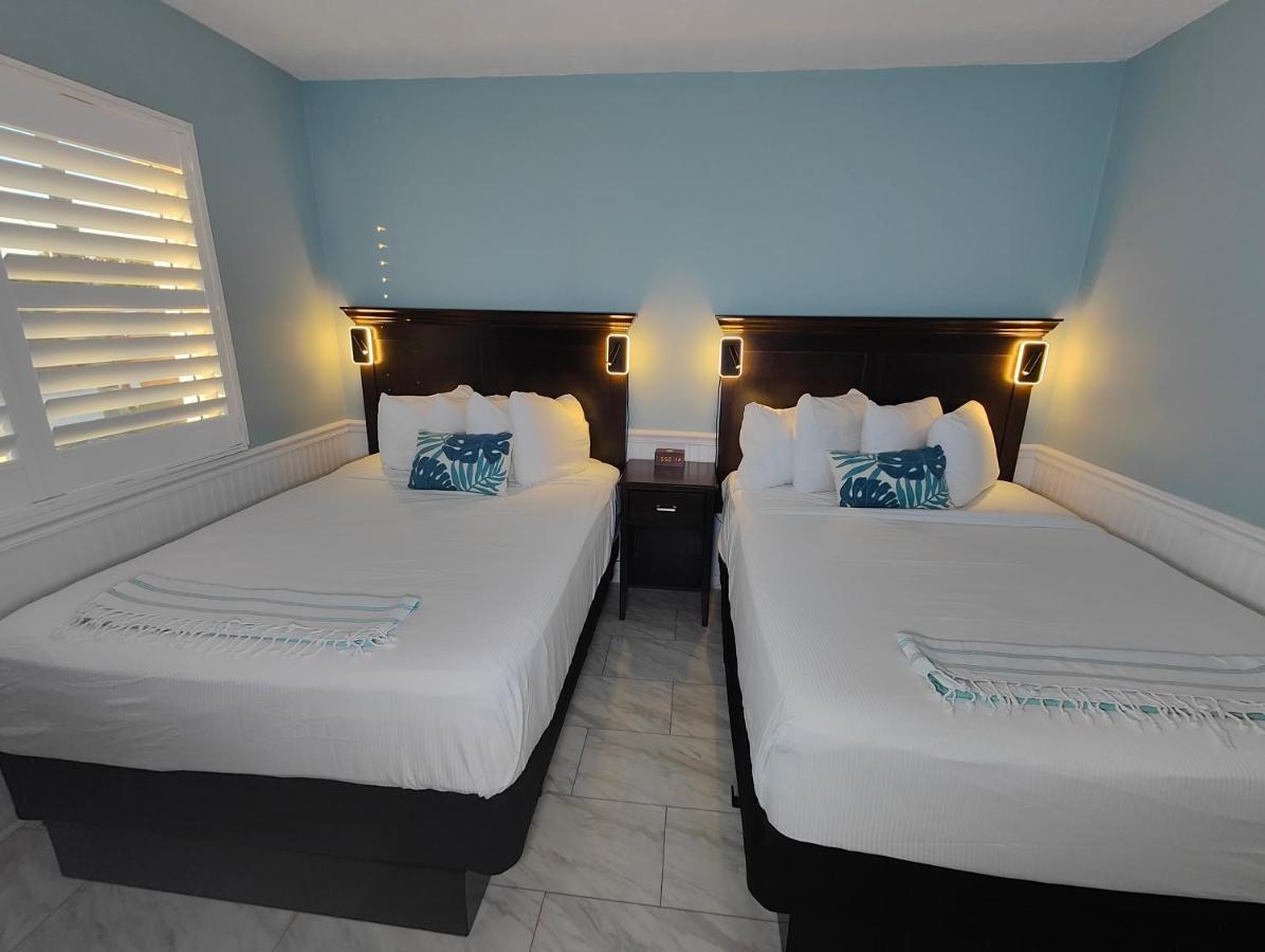 Tahitian Beach Resort Treasure Island Екстер'єр фото