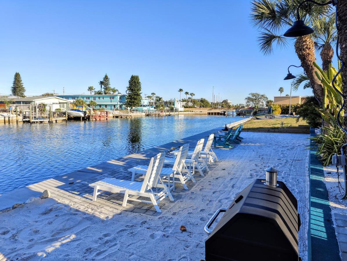 Tahitian Beach Resort Treasure Island Екстер'єр фото